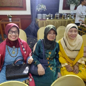 Meet Azvega Syahrilla Vega in Bandung - Your Local Friend & Expert - ID8006 - Photo 5