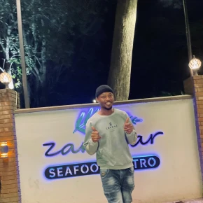 Meet Emmanuel in Arusha - Your Local Friend & Expert - ID8623 - Photo 1