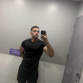 Meet Aaronbu Guimbarda in Dumaguete City - Your Local Friend & Expert - ID9846 - Photo 3