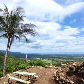 Exploring Dumaguete City has been one of my favorite local experiences - Online Experience - Photo 5