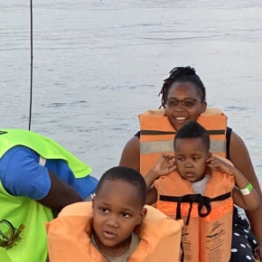 Visiting hotels, restaurants, bars , recreational places, nature, game - Online Experience - Photo 1