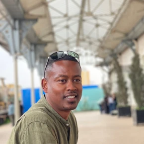 Meet Surafel in Addis Ababa - Your Local Friend & Expert - ID1769 - Photo 4