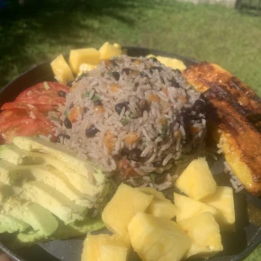 I love sharing local foods and cooking for guests - Online Experience - Photo 4