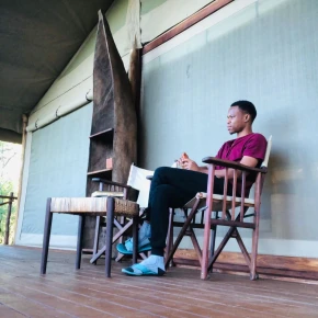 Meet Simon mselewa in Dar es Salaam - Your Local Friend & Expert - ID215