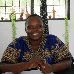 Meet Millicent Ogonga in Mombasa - Your Local Friend & Expert - ID2241