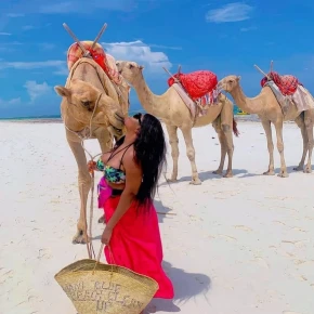 A Taste of the Coast: Street Food, Music ,beach & Culture Experience" - Online Experience - Photo 3