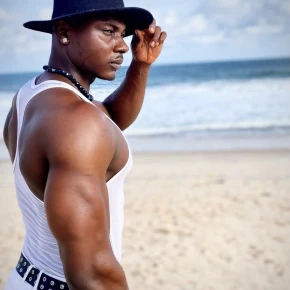 Meet Manni in Lagos - Your Local Friend & Expert - ID3634 - Photo 3