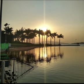 A day in the life of  an average 22 year old living in Uganda - Online Experience - Photo 2