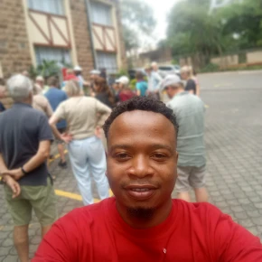 Meet Erick in Nairobi - Your Local Friend & Expert - ID6007 - Photo 3